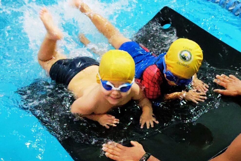 aula-nataçao-infantil-clube-olimpo